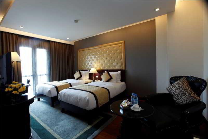 Medallion Hanoi Hotel Exterior foto